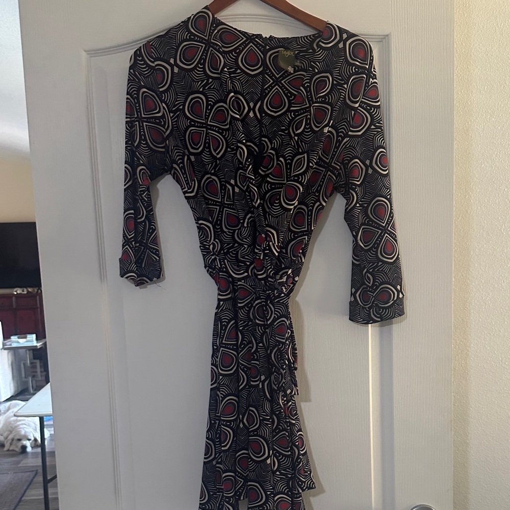Taylor Black and Red Geometric Long Sleeve Dress